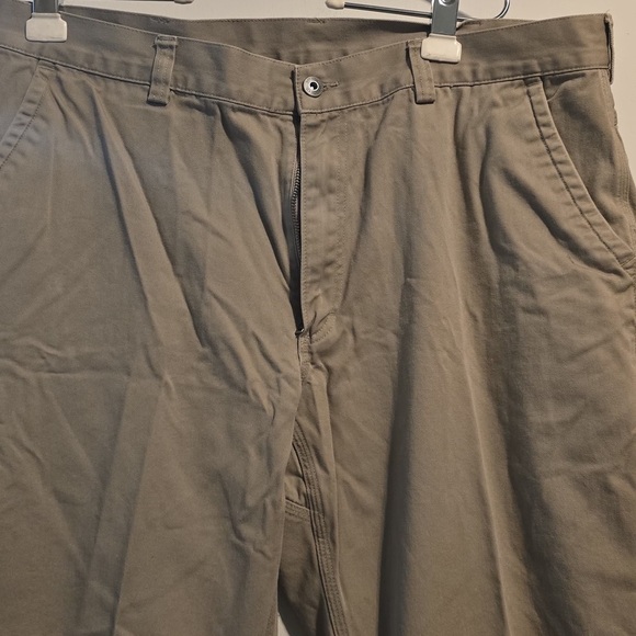 Duluth Trading Co Men's Khaki Chinos - Picture 2 of 10